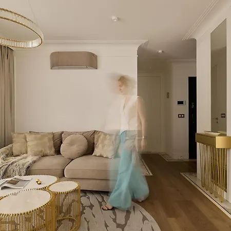 شقة Okrzei Luxury Glamour - 700m To By Downtown *
